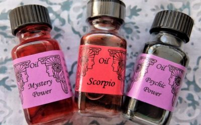 蠍座の満月に選んだオイル達